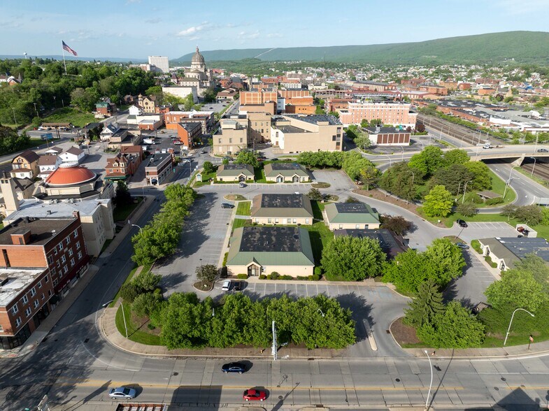 1701 12th Ave, Altoona, PA à louer - Photo de l’immeuble – Image 2 sur 4