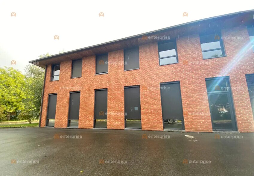 Bureau dans Wambrechies à louer - Photo de l’immeuble – Image 2 sur 9