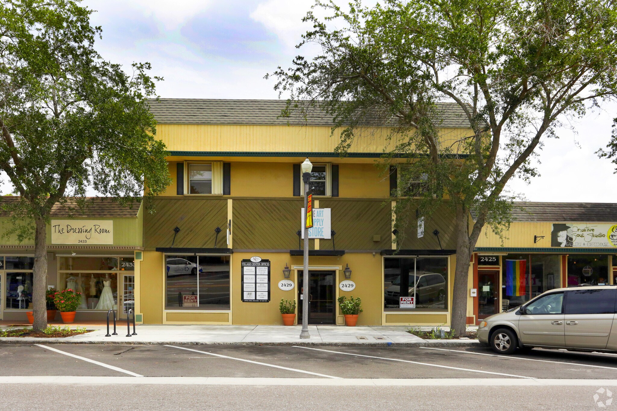 2429 Central Ave, Saint Petersburg, FL à louer Photo principale– Image 1 sur 6