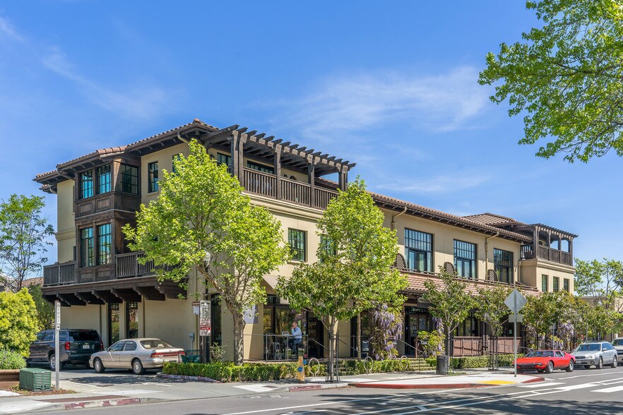 505-515 Miller Ave, Mill Valley, CA à louer - Photo de l’immeuble – Image 2 sur 8