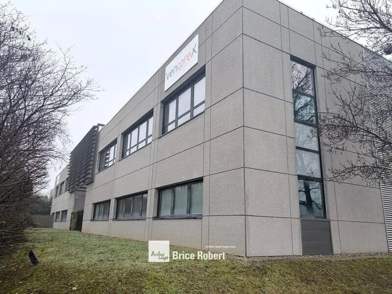 Bureau dans Saint-Priest à louer Photo de l’immeuble– Image 1 sur 9