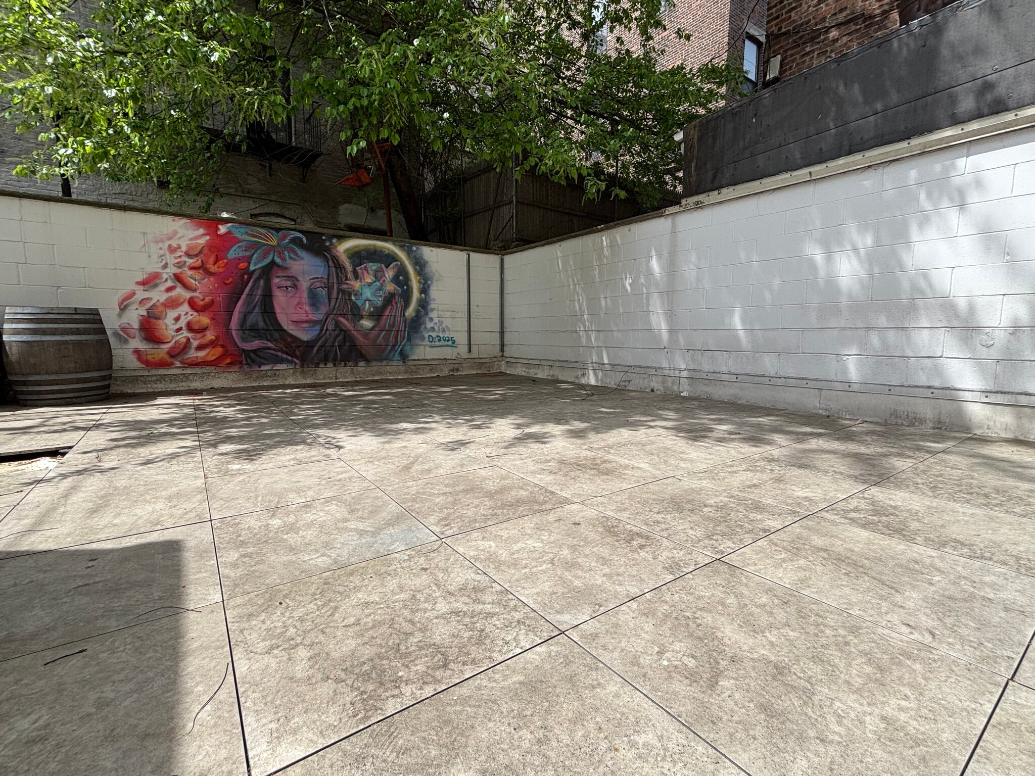 278 Grand St, Brooklyn, NY à louer Photo de l’immeuble– Image 1 sur 5