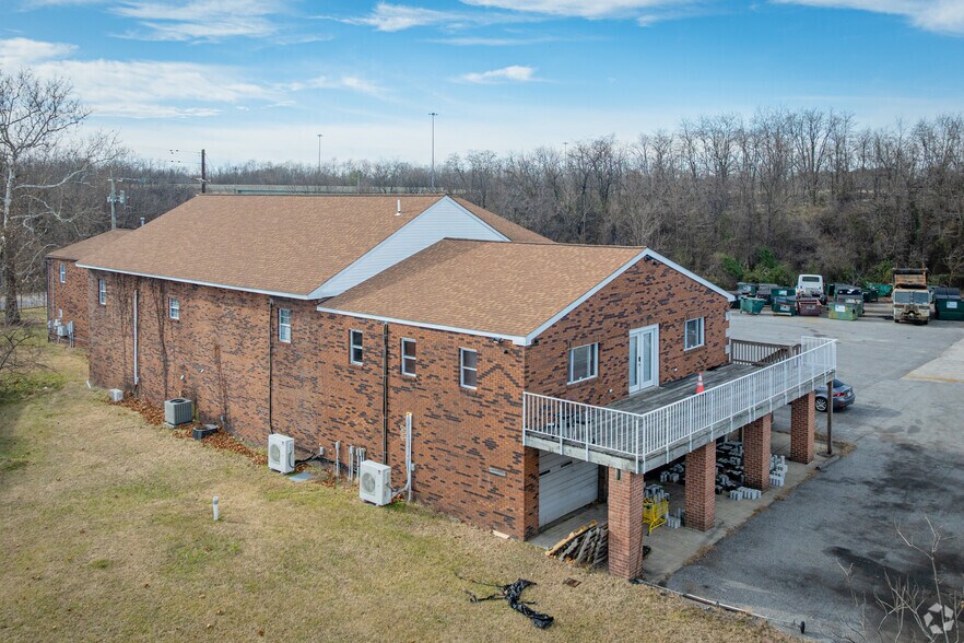 6302A Old North Point Rd, Sparrows Point, MD à louer - Photo de l’immeuble – Image 3 sur 4