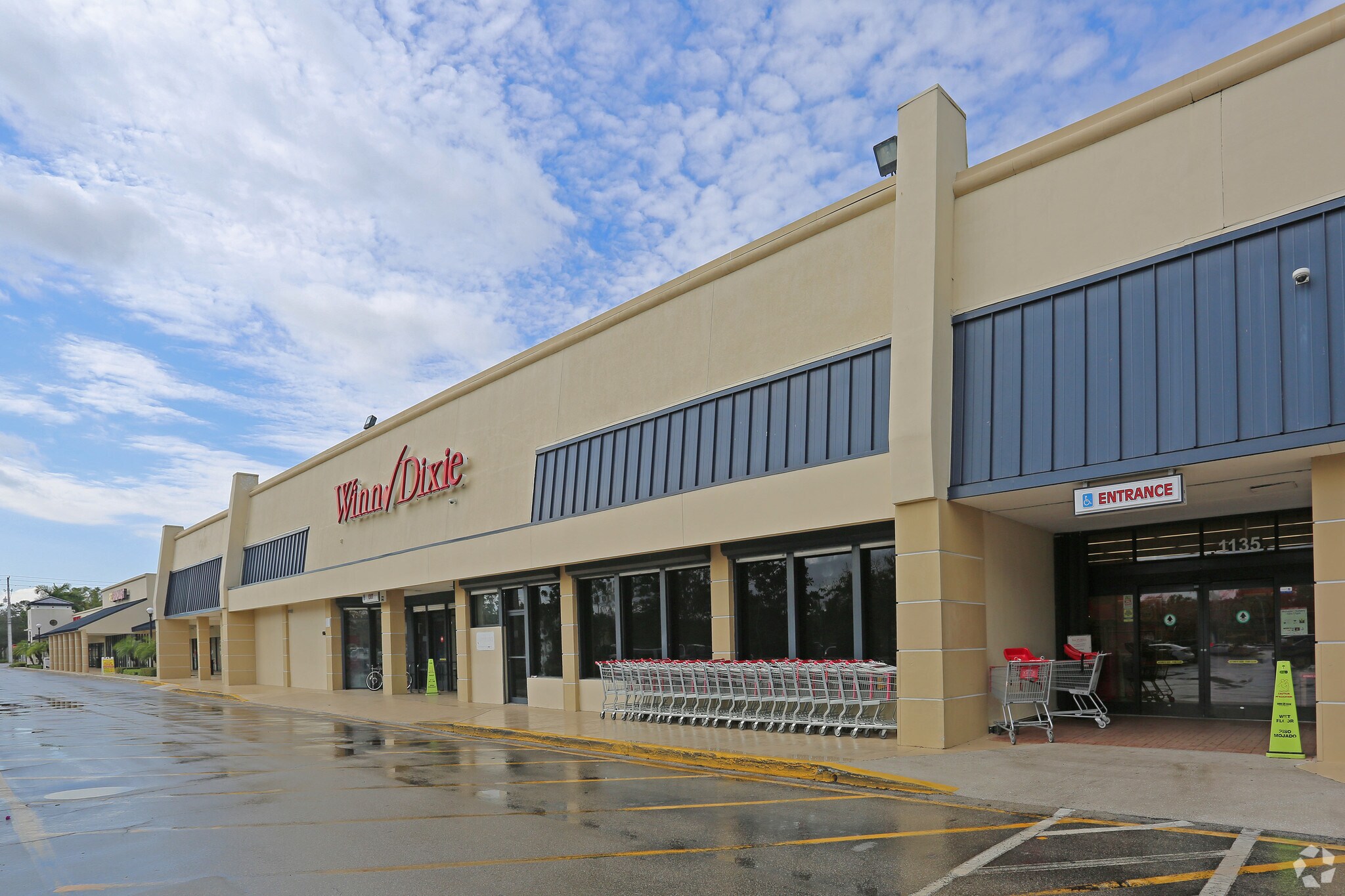 1105-1199 Royal Palm Beach Blvd, Royal Palm Beach, FL à louer Photo principale– Image 1 sur 9