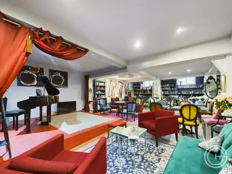 4 Rue Beaumont, Nice à vendre - Photo intérieure – Image 1 sur 10