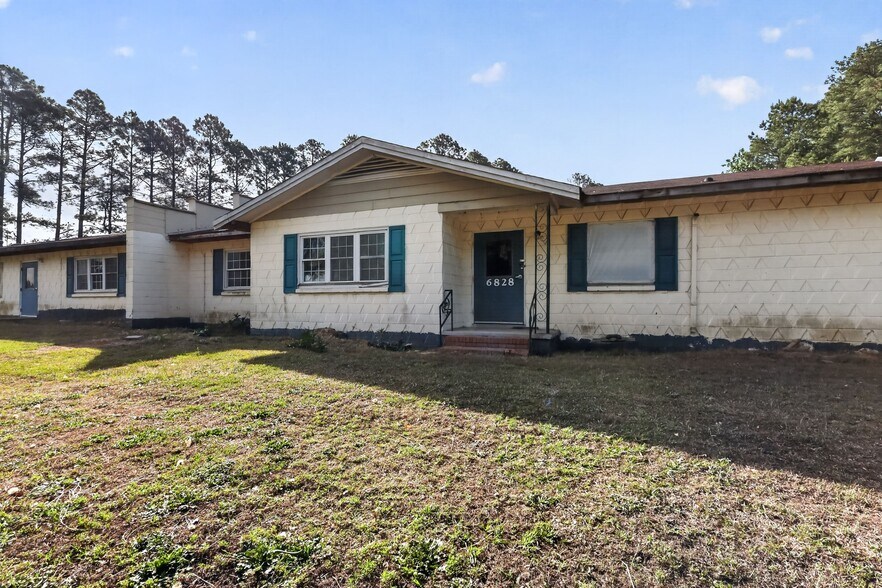6828 Old Stage Rd N, Angier, NC à vendre - Photo de l’immeuble – Image 3 sur 32
