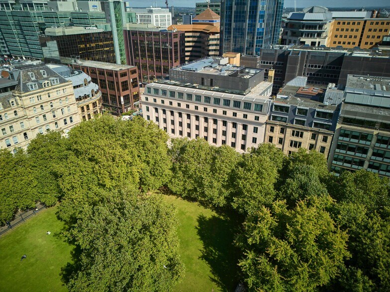 Five St Philips, Birmingham à louer - Photo de l’immeuble – Image 3 sur 34