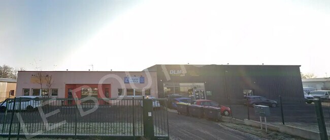 Plus de détails pour Local commercial à vendre