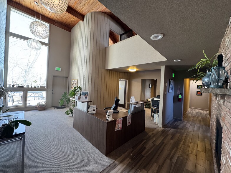 1570 W 1st St, Loveland, CO à vendre - Photo de l’immeuble – Image 3 sur 17
