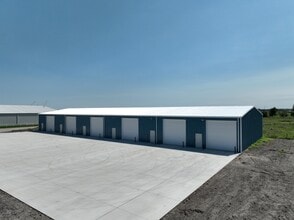 200 Bloedorn ave, North Platte, NE à louer Photo de l’immeuble– Image 2 sur 16