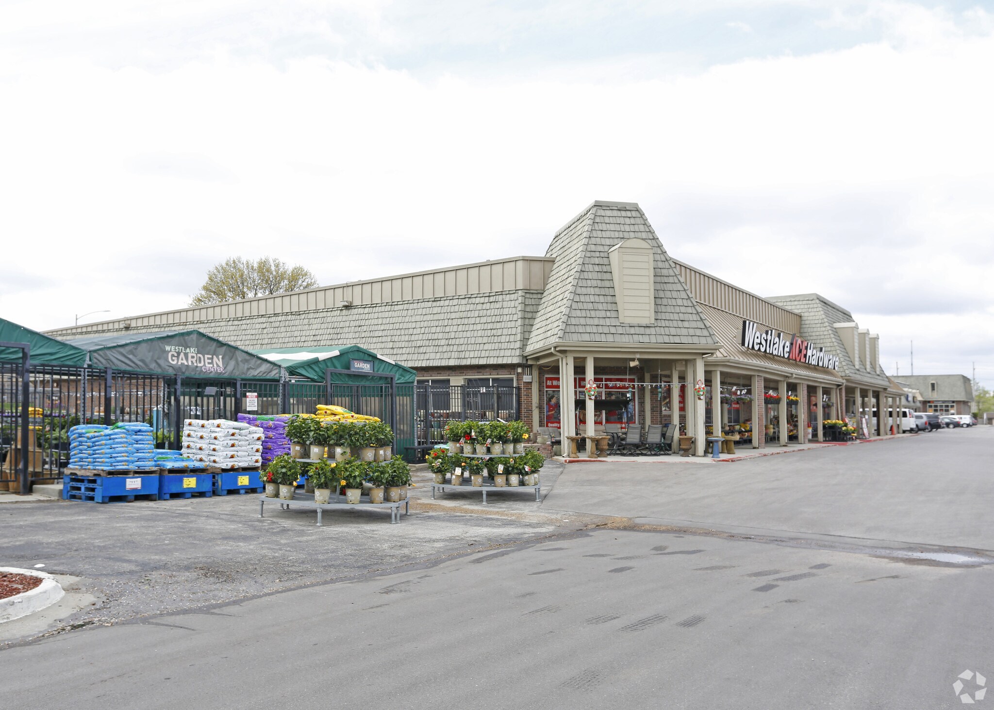 9301-9411 W 87th St, Overland Park, KS à louer Photo principale– Image 1 sur 7