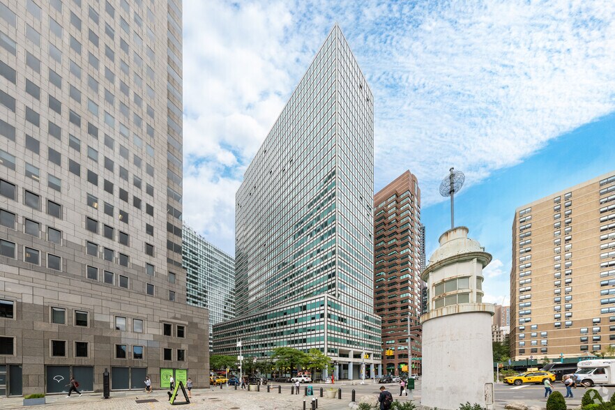 200 Pearl St, New York, NY à louer - Photo de l’immeuble – Image 2 sur 7