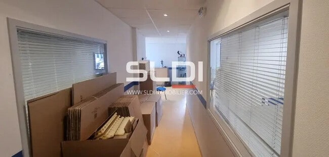 Plus de détails pour 99 Chemin Des Huguenots, Valence - Bureau à louer