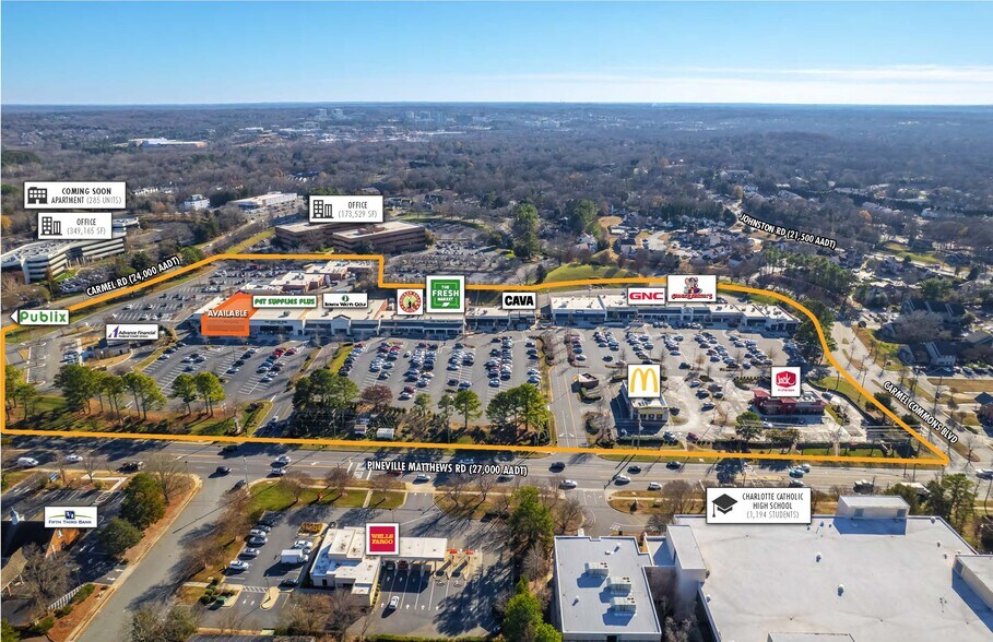 7601-7715 Pineville Matthews Rd, Charlotte, NC à louer - Photo principale – Image 1 sur 11