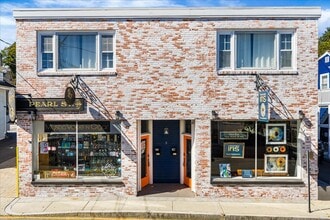 3 Pearl St, Mystic, CT à louer Photo intérieure– Image 1 sur 12