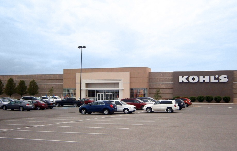 306 E Agency Rd, West Burlington, IA à louer - Photo principale – Image 1 sur 2