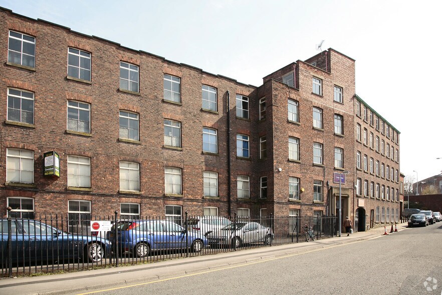 Park Ln, Macclesfield à louer - Photo de l’immeuble – Image 3 sur 3