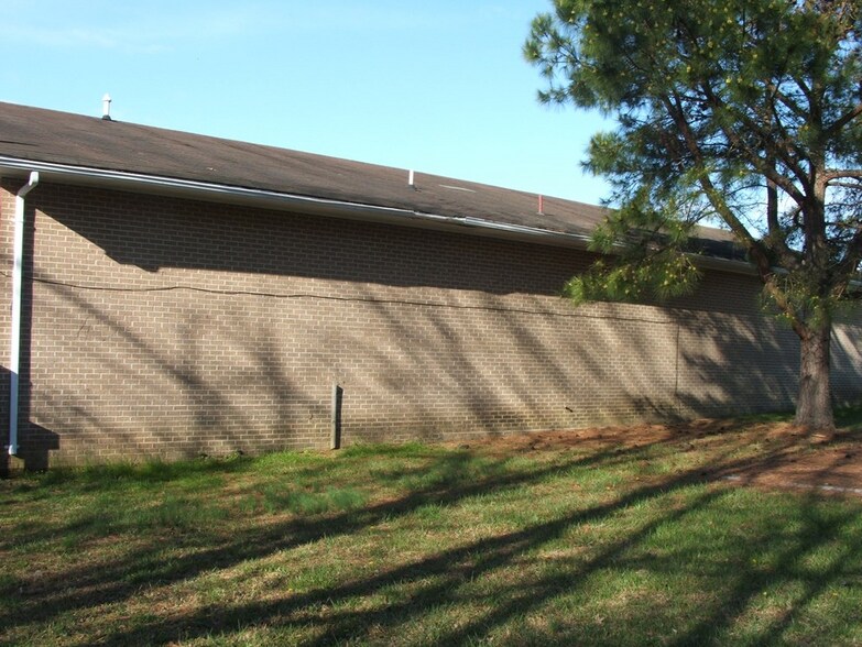 1540 Four Locust Hwy, Keysville, VA à vendre - Photo de l’immeuble – Image 2 sur 9
