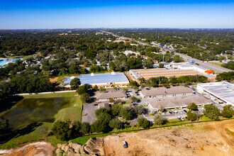 1073 E Brandon Blvd, Brandon, FL - Vue aérienne  vue de carte