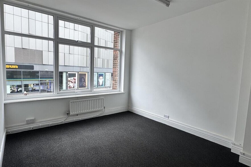 231-233 High St, Gateshead à louer - Photo de l’immeuble – Image 3 sur 5