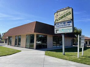 1951 N Sequoia Ave, Simi Valley, CA à louer Photo de l’immeuble– Image 1 sur 4