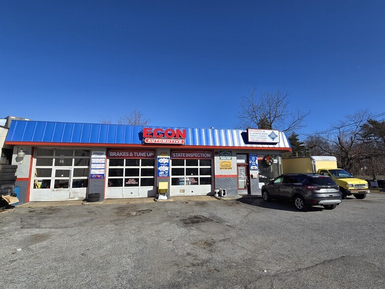 243 Nassau Blvd, West Hempstead, NY à vendre - Photo de l’immeuble – Image 1 sur 16