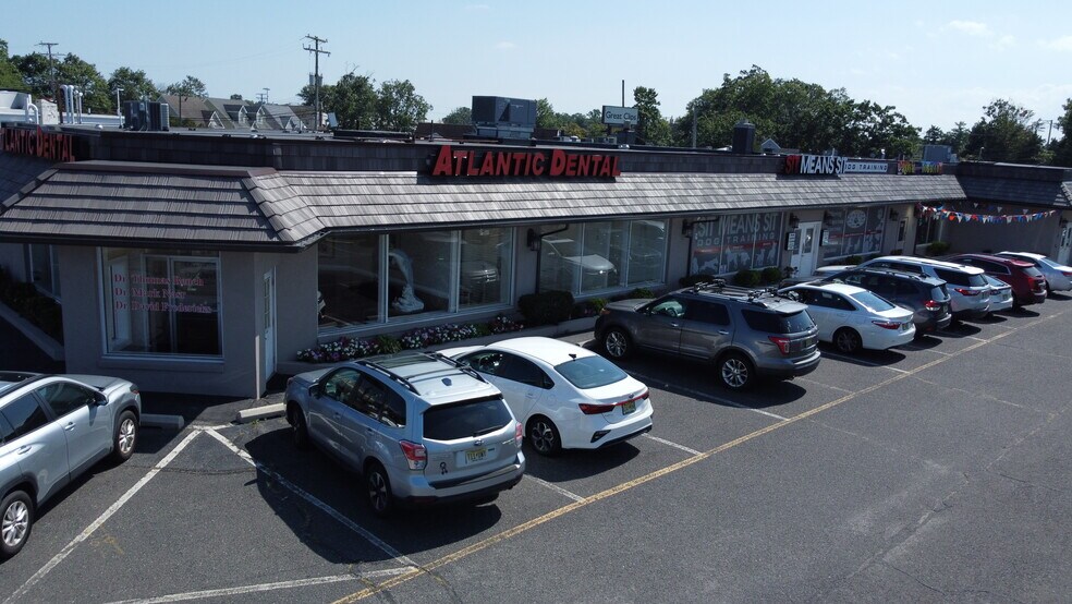 165-171 Route 37 E, Toms River, NJ à vendre - Photo de l’immeuble – Image 1 sur 6