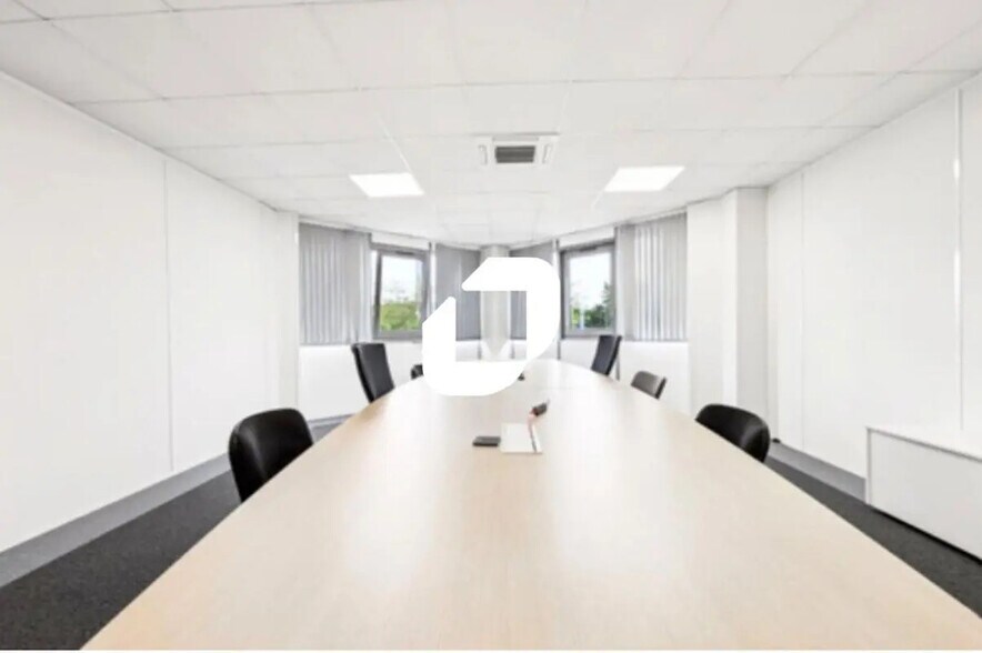 Bureau dans Chelles à louer - Photo intérieure – Image 3 sur 7