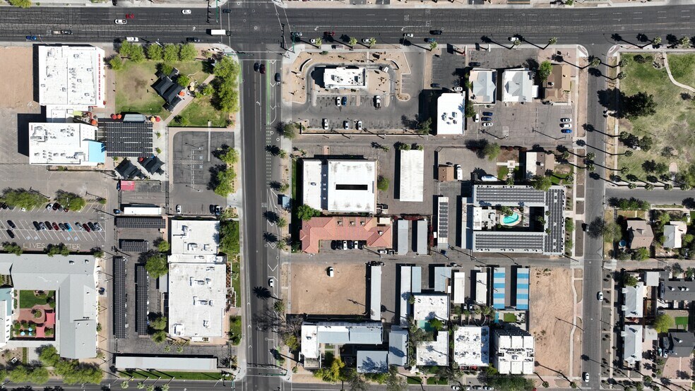 1411 N 3rd St, Phoenix, AZ à vendre - Photo de l’immeuble – Image 2 sur 5