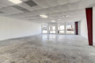 2102-2112 Pease St, Houston, TX à louer Photo de l’immeuble– Image 2 sur 7