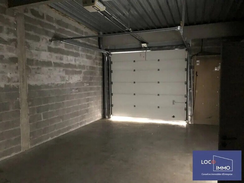 Local d’activités dans Le Haillan à louer - Photo intérieure – Image 3 sur 6