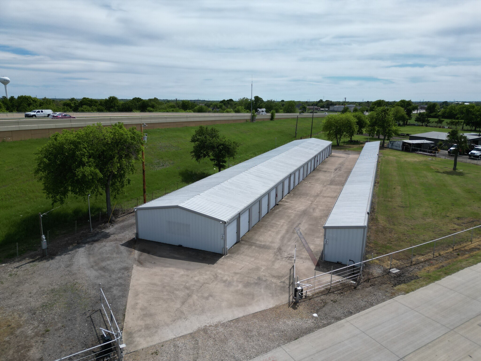 208 Moore Ln, Lavon, TX à vendre Photo principale– Image 1 sur 16