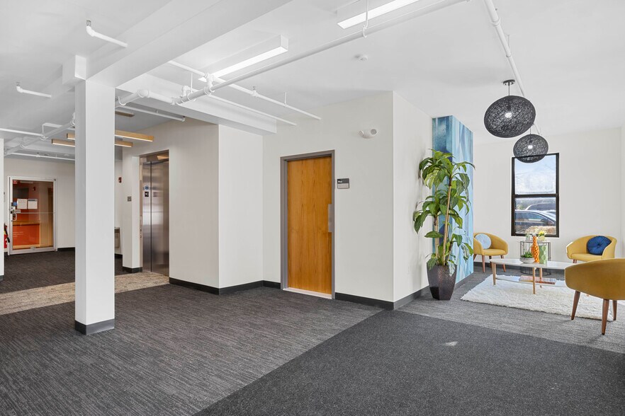 50 Hunt St, Watertown, MA à louer - Photo intérieure – Image 2 sur 3