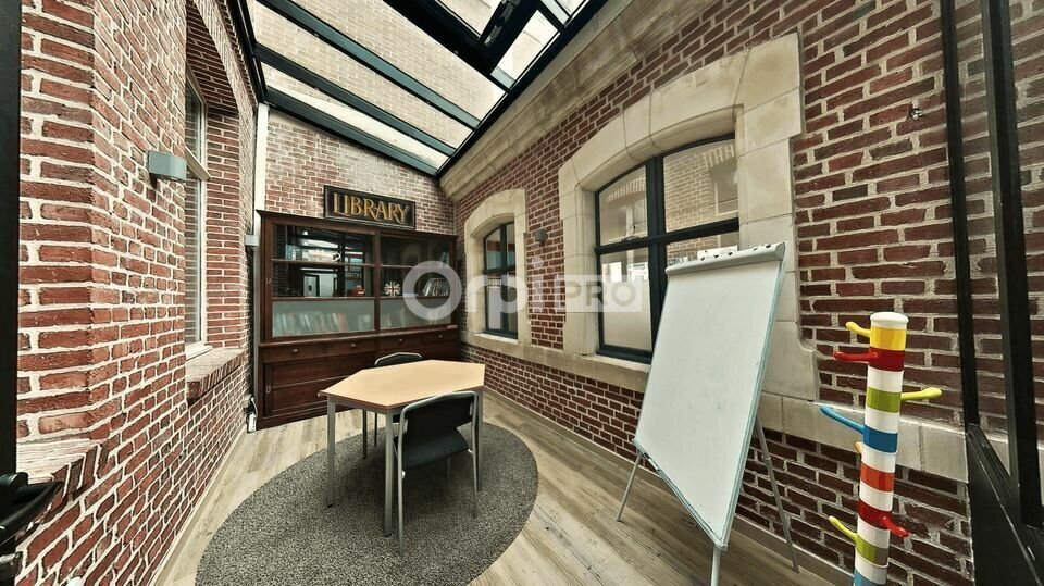 Bureau dans Lille à louer - Photo de l’immeuble – Image 3 sur 12