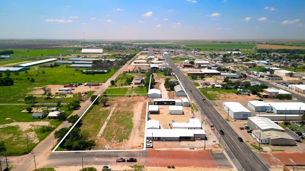 211 S Lynn Ave, Lamesa, TX à vendre - Vidéo sur l’annonce professionnelle – Image 2 sur 18