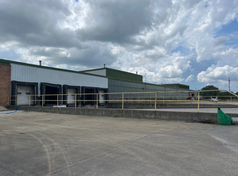 1119 Kickapoo St, Lincoln, IL à louer - Photo de l’immeuble – Image 2 sur 11