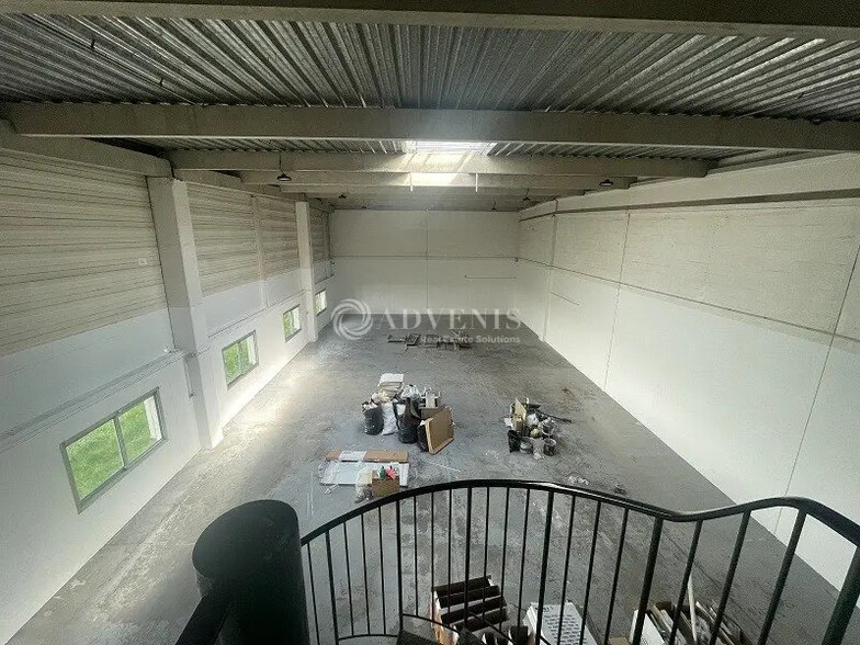 Local d’activités dans Les Ulis à louer - Photo intérieure – Image 3 sur 6