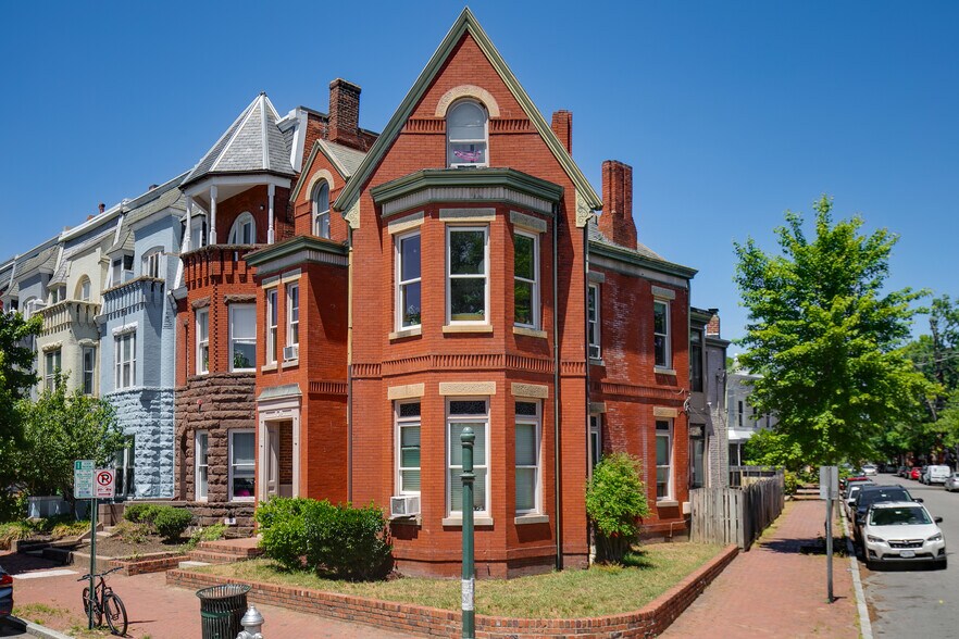 1300 Floyd Ave, Richmond, VA à vendre - Photo de l’immeuble – Image 1 sur 53