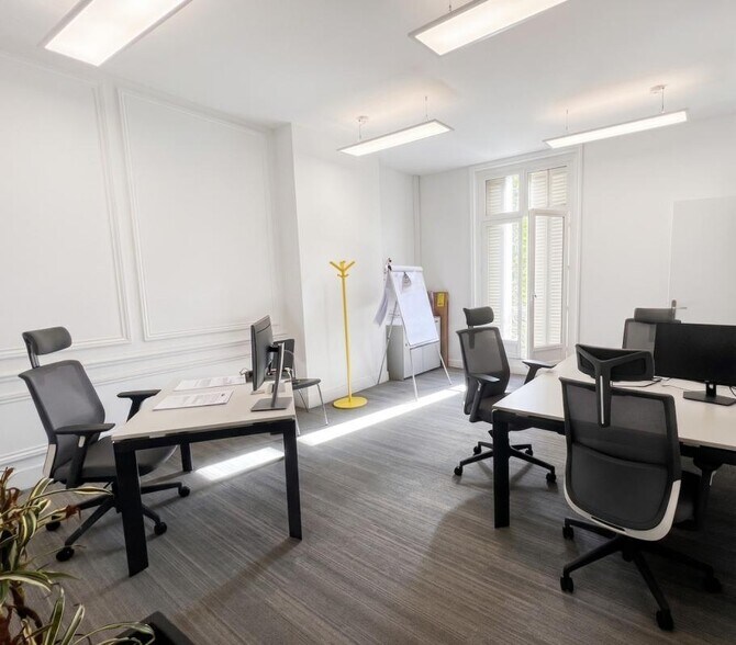 32 Avenue Marceau, Paris à louer - Photo intérieure – Image 3 sur 8