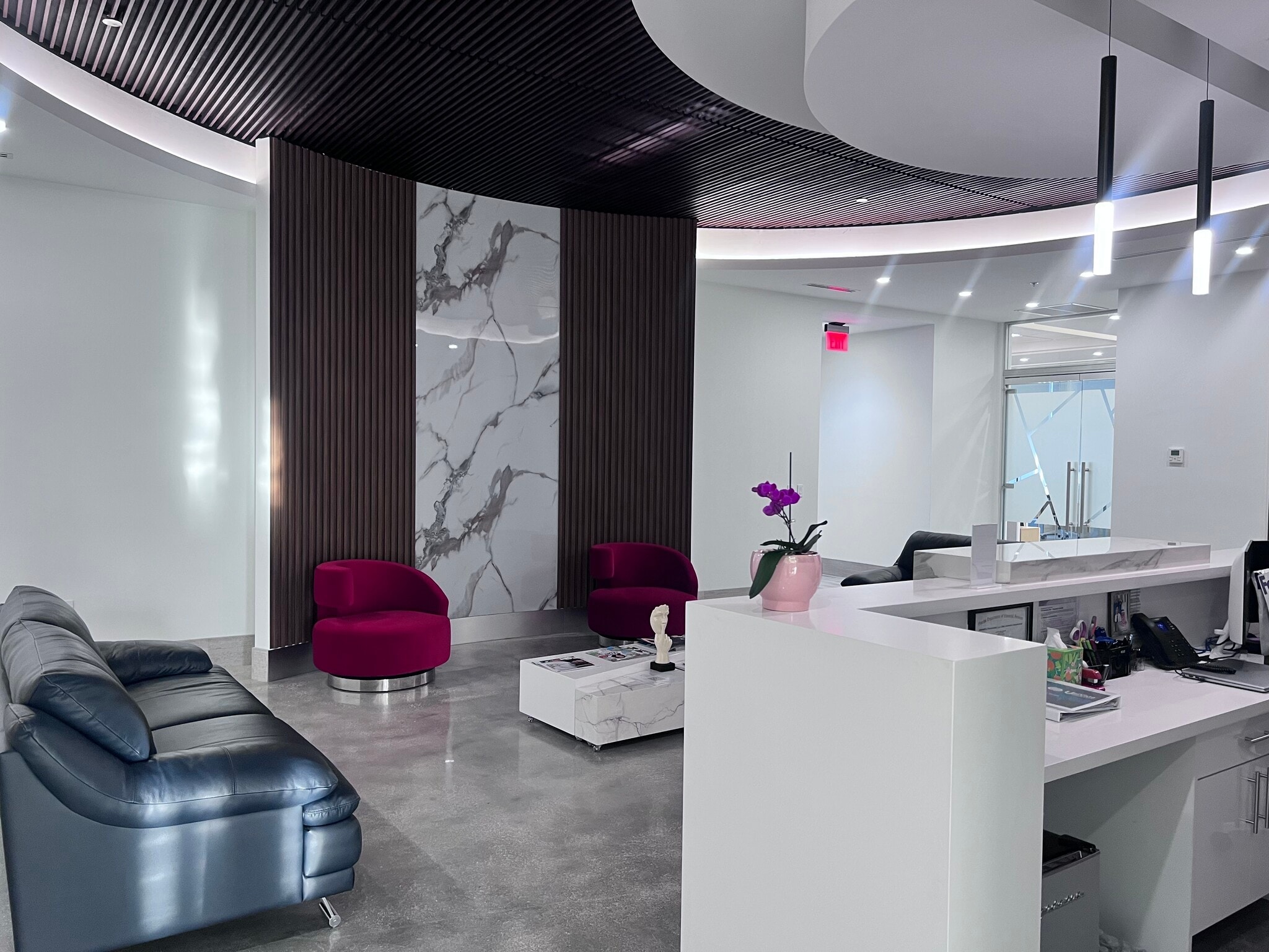 850 NW 42nd Ave, Miami, FL à louer Photo intérieure– Image 1 sur 5