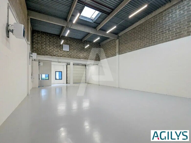 Bureau dans Villebon-sur-Yvette à louer - Photo intérieure – Image 1 sur 12