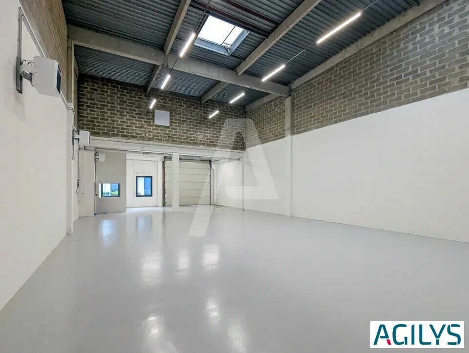 Bureau dans Villebon-sur-Yvette à louer Photo intérieure– Image 1 sur 13