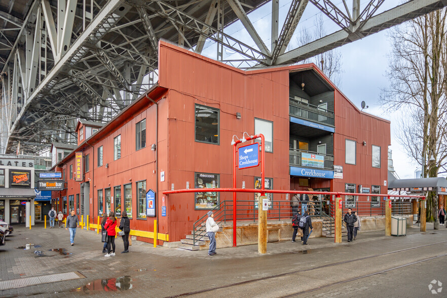 1551 Johnston St, Vancouver, BC à louer - Photo principale – Image 1 sur 2