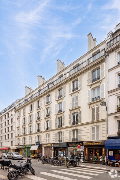 Local commercial dans Paris à louer - Photo de l’immeuble – Image 3 sur 10