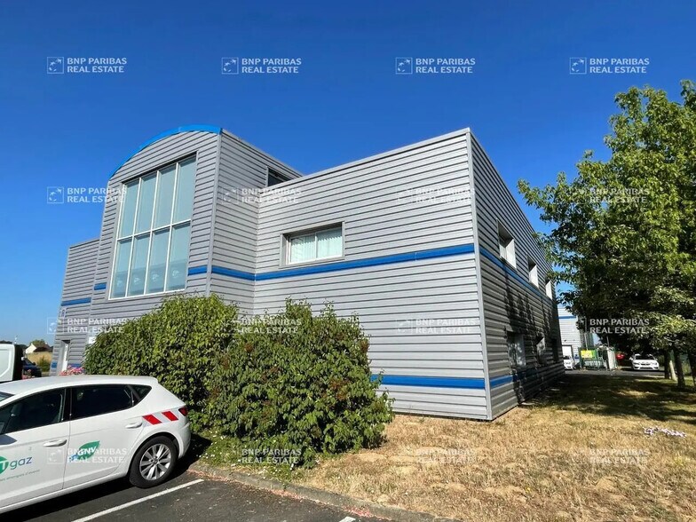 Bureau dans Parçay-Meslay à louer - Photo de l’immeuble – Image 3 sur 11