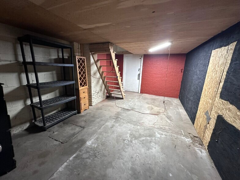 7 Dunnell Ln, Pawtucket, RI à louer - Photo principale – Image 1 sur 40