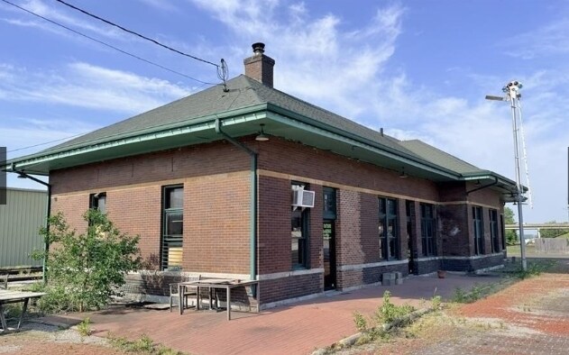 1 Elm St, Chillicothe, MO à vendre - Photo de l’immeuble – Image 2 sur 4