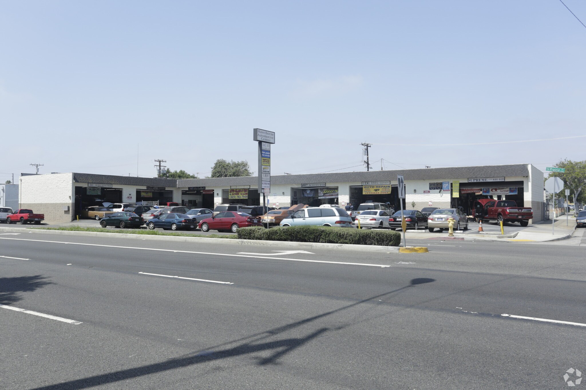 12205 Prairie Ave, Hawthorne, CA à louer Photo principale– Image 1 sur 10