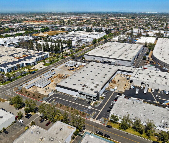 11552 Monarch St, Garden Grove, CA à louer - Photo de l’immeuble – Image 2 sur 10