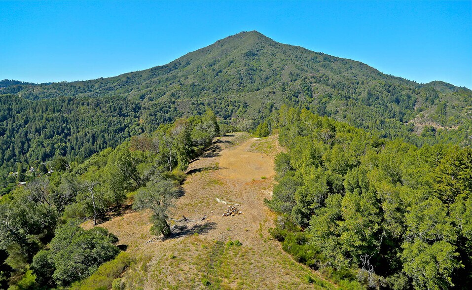 128 Ridgecrest Road, Kentfield, CA à vendre - Aérien – Image 1 sur 43